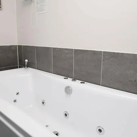 10 Person Holiday In Vakantiehuis Brovst
