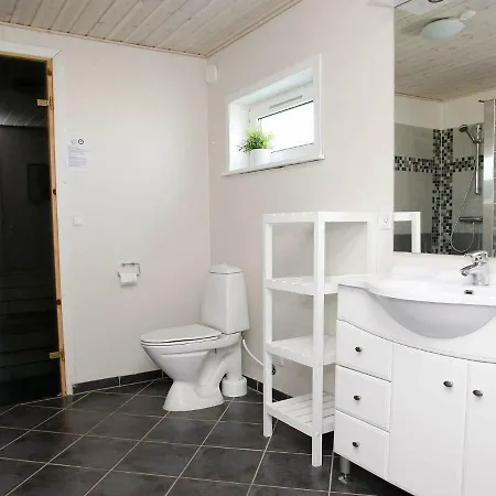 10 Person Holiday In Vakantiehuis *